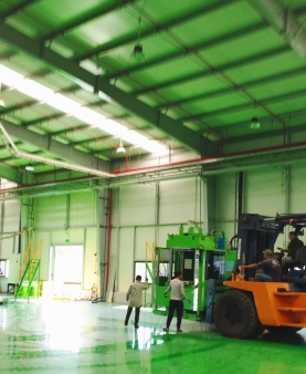 NÂNG HẠ HÀNG HÓA - MÁY MÓC BẾN LỨC