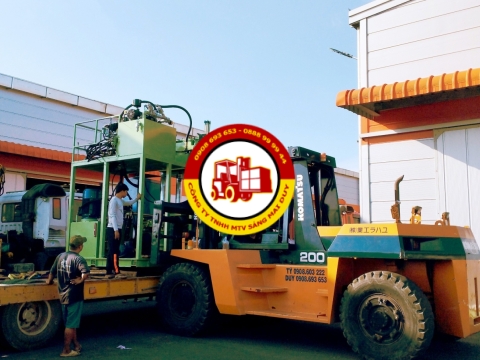 Nâng cẩu lắp ráp máy tại công ty PYUNGIL VINA (2023 )