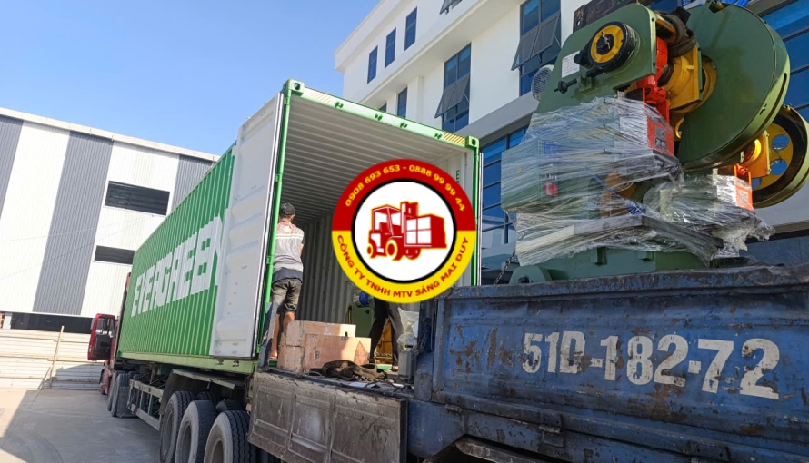 Nâng Cẩu máy đột - Đức Hòa - Tây Ninh