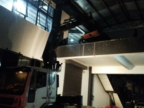 Chuyên chở máy móc ,đưa thiết bị lên tầng (tập đoàn HENG FENG 2021 )
