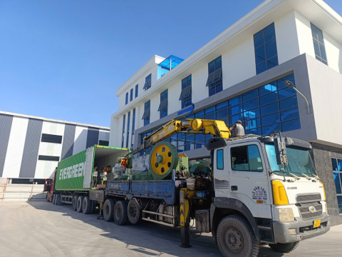 Nâng Cẩu máy đột - Đức Hòa - Tây Ninh