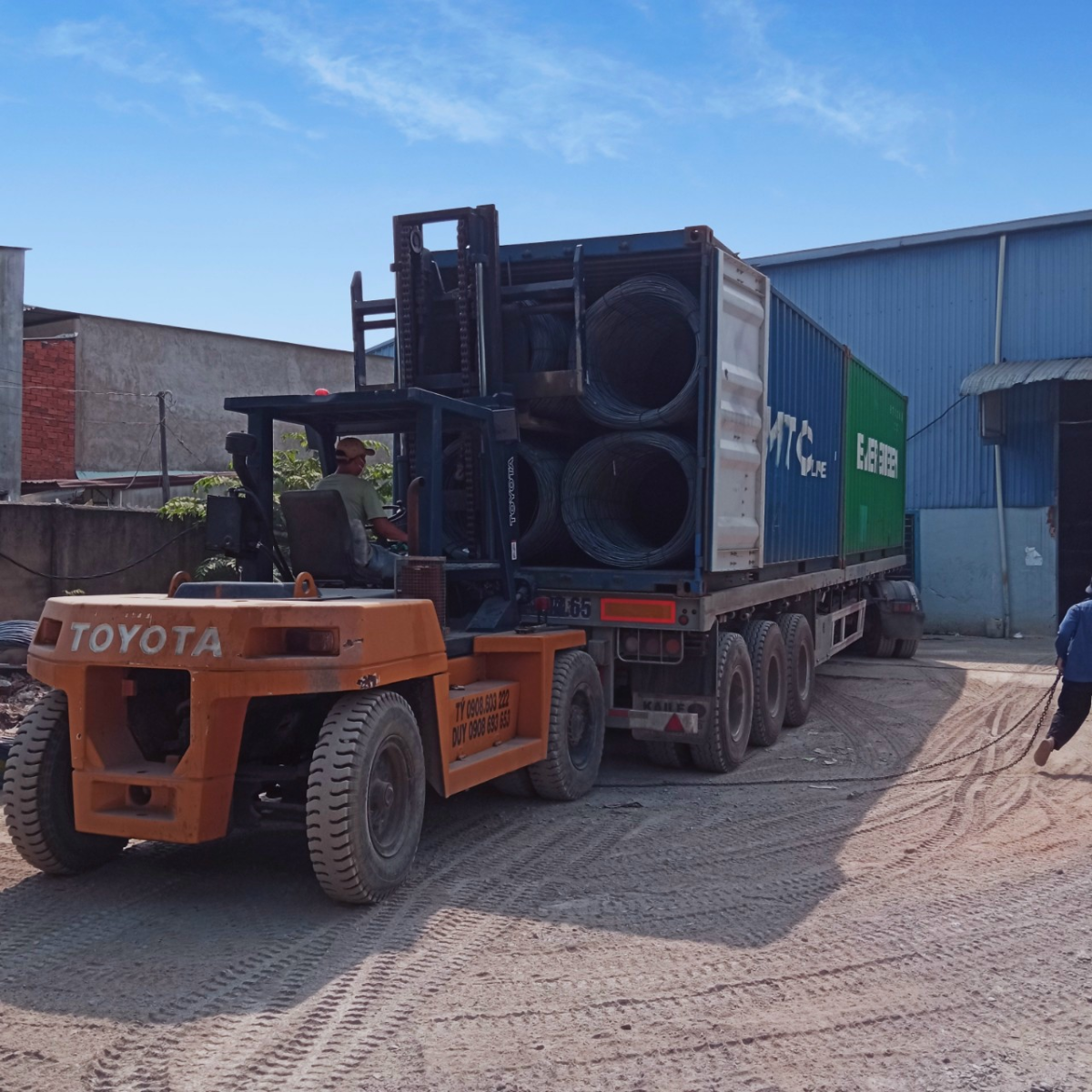 Nâng Cẩu Sáng Mai Duy