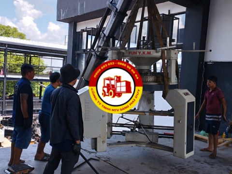 Chuyên chở máy móc ,đưa thiết bị lên tầng (tập đoàn HENG FENG 2021 )