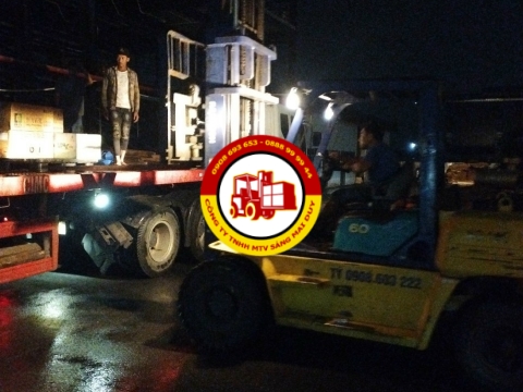 Chuyên chở máy móc ,đưa thiết bị lên tầng (tập đoàn HENG FENG 2021 )
